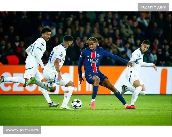 巴黎圣日耳曼防守组织 四后卫防线在受压时的应变能力 巴黎圣日耳曼防守组织 四后卫防线在受压时的应变能力